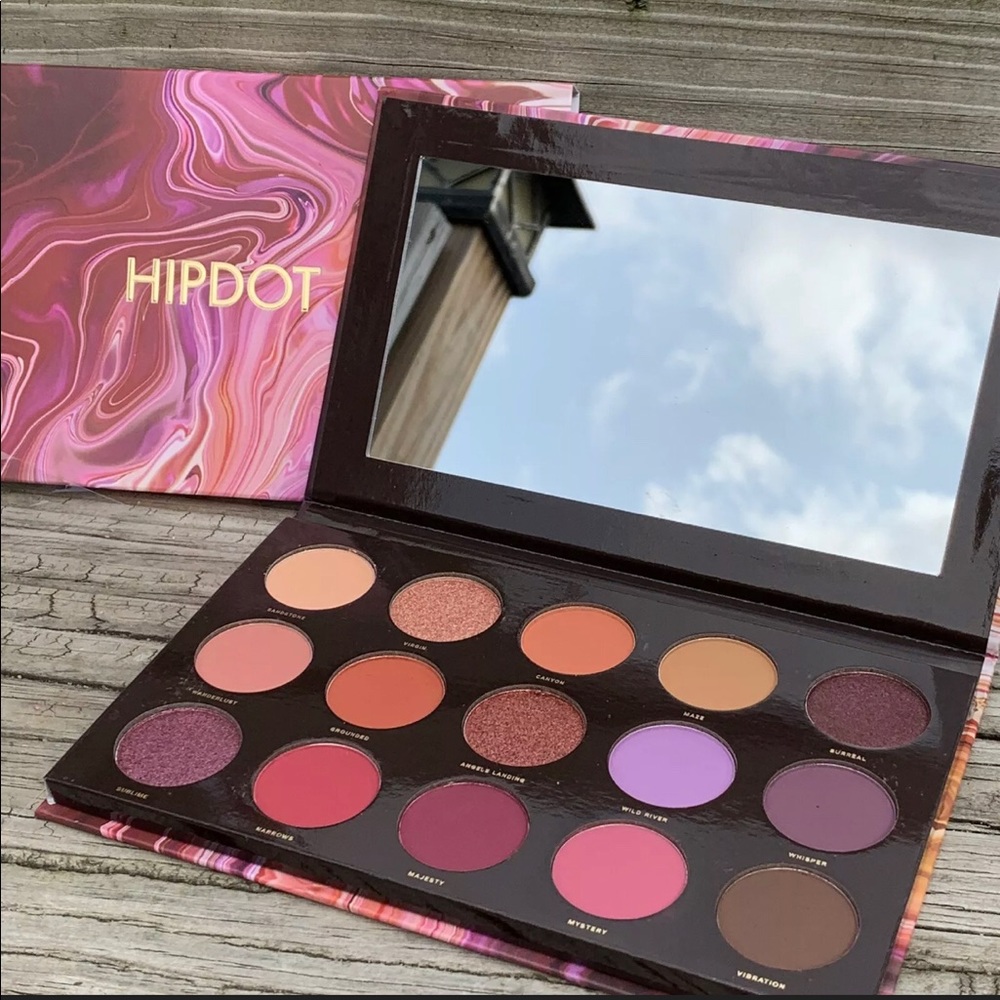 Hipdot Zion Eyeshadow Pallete